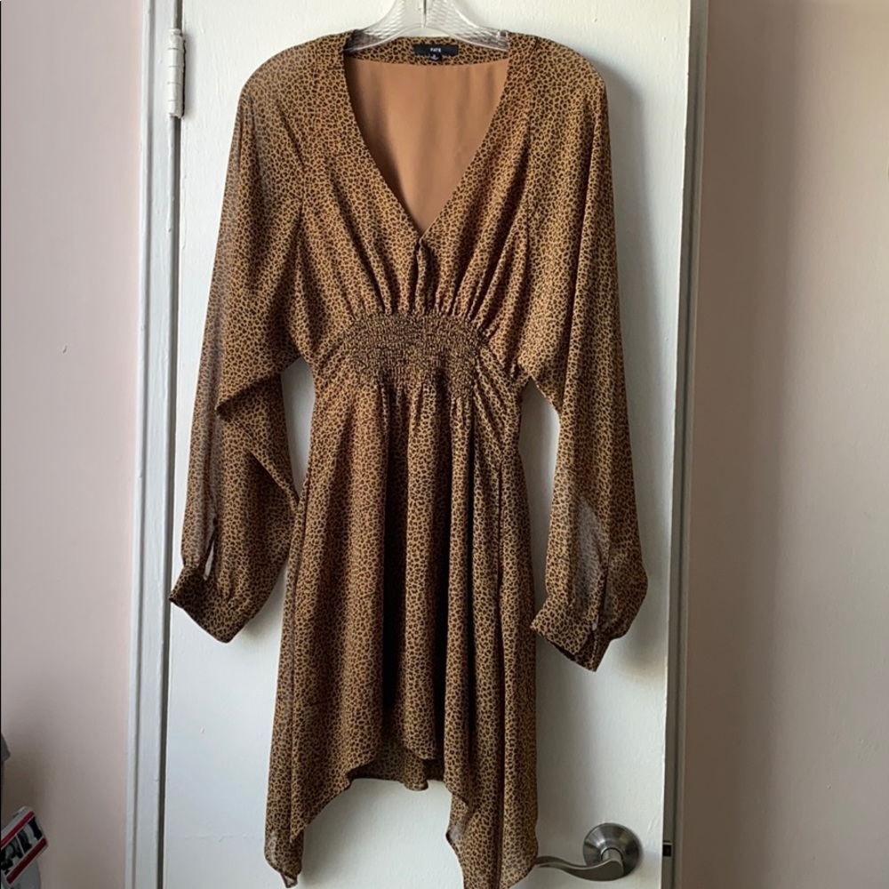 Animal print long sleeve dress with pockets